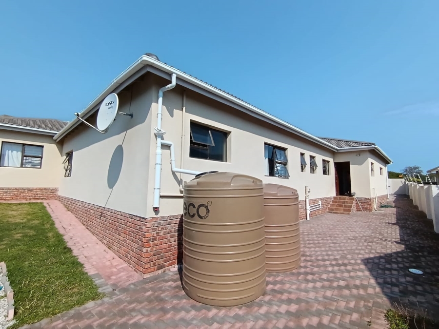 4 Bedroom Property for Sale in Walmer Heights Eastern Cape